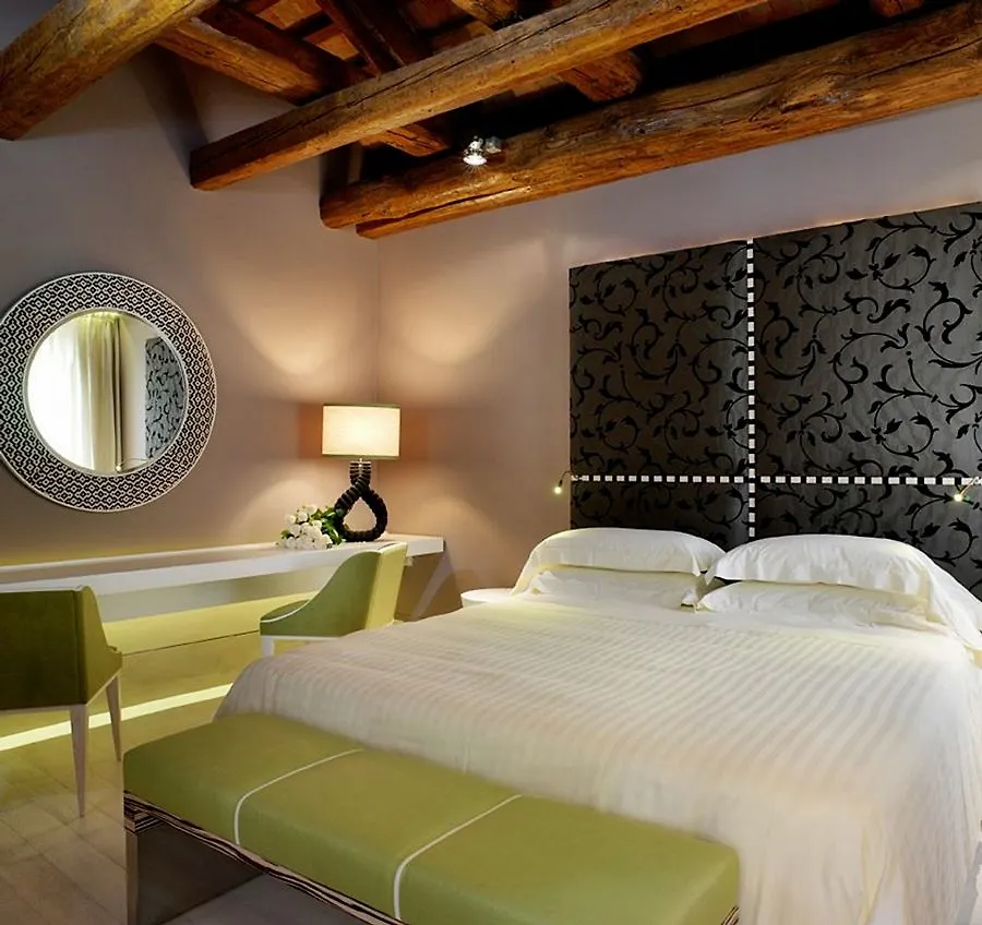 ***** Hotel Sina Villa Medici, Autograph Collection Florence Italy